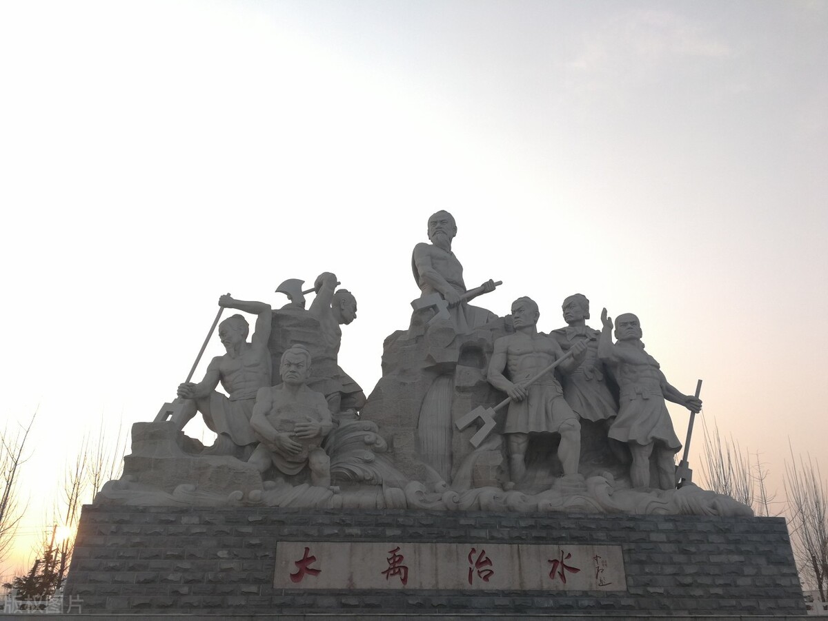 贷款利率反转,国家队撤离楼市,央媒“四字”定义房地产