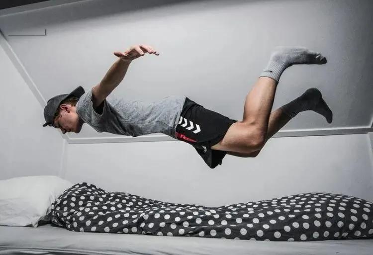 经常熬夜到底会有什么影响?几点睡觉才不算熬夜?或许你睡晚了
