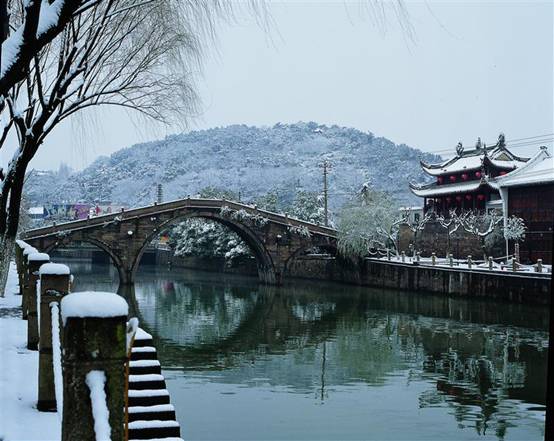 通济桥。图片来源:余姚市文保所