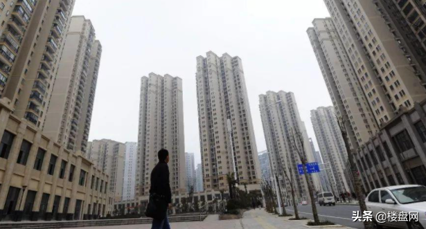 楼市收紧资金后,房价下跌可能性大,买房可能高位站岗