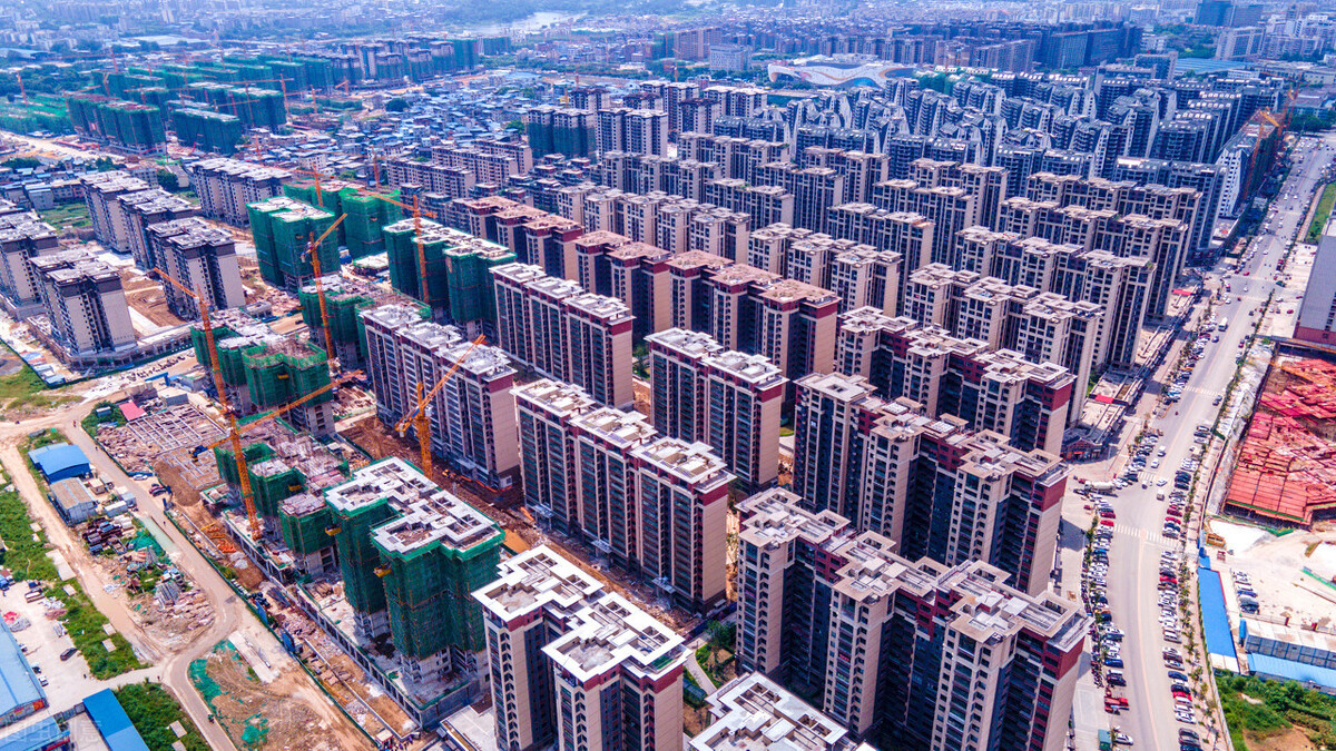各地楼市新政之后:杭州红盘倾泻而出,深圳认筹客一夜间失去房票