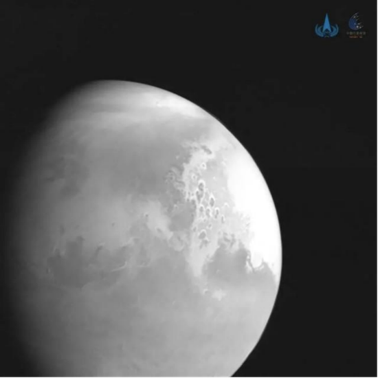 “天问一号”拍摄首幅火星图像 图:国家航天局