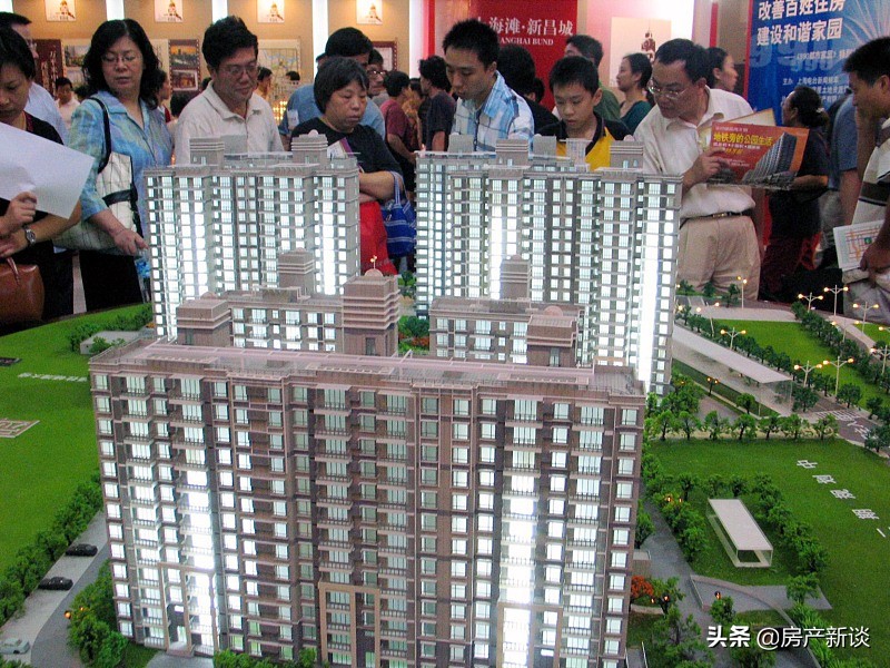 楼市“断水断粮”!专家:留给房企的时间不多了,刚需该买房吗?