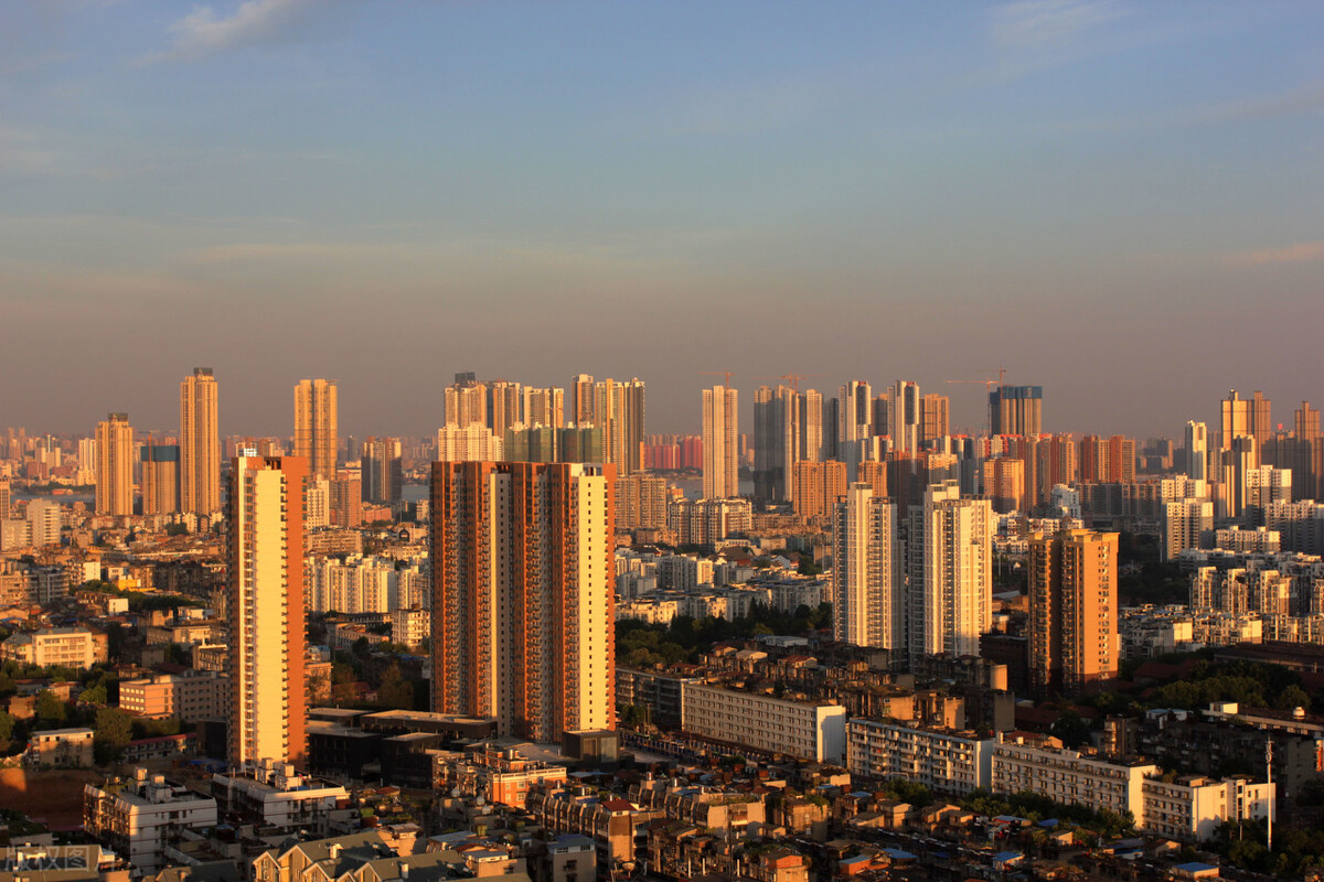 这一波上海楼市,给我们上了生动一课