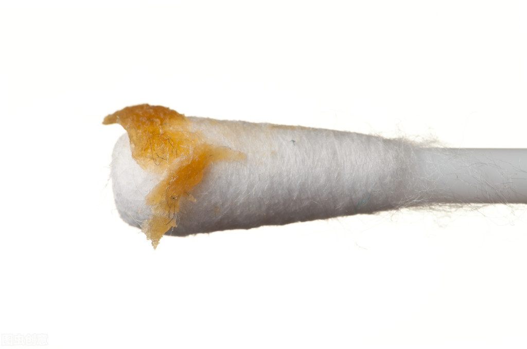 耳鸣的痛苦只有自己知道,该怎么缓解?医生请你远离8大耳鸣诱因