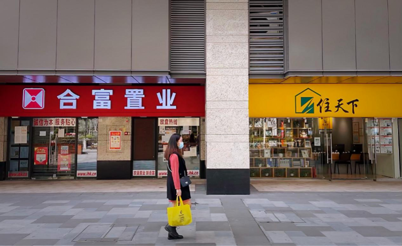 不看春晚看楼盘!春节档楼市也疯狂,有销售卖楼忙得没空吃饭