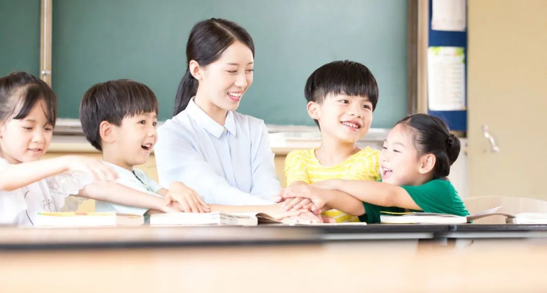 学生玻璃心、身体素质差、不抗挫……我们的教育怎么了?