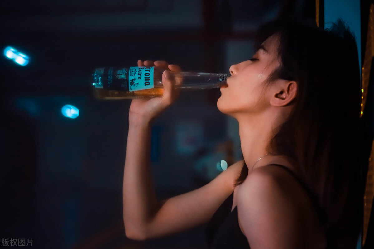 没有父爱的女孩会怎样?心理学告诉你产生这些后果