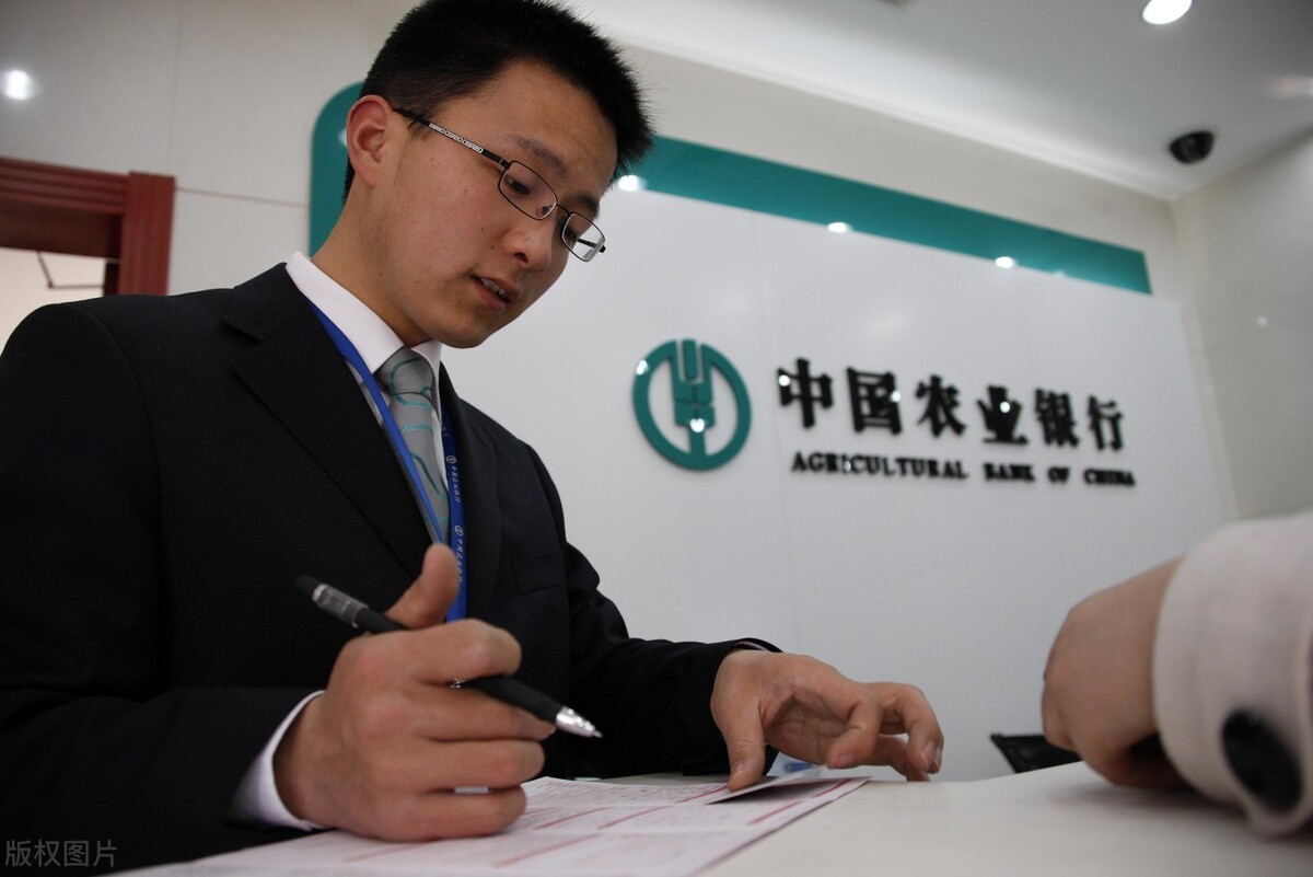 十二存单法适合理财小白和职场新人,银行理财经理提醒要注意3点