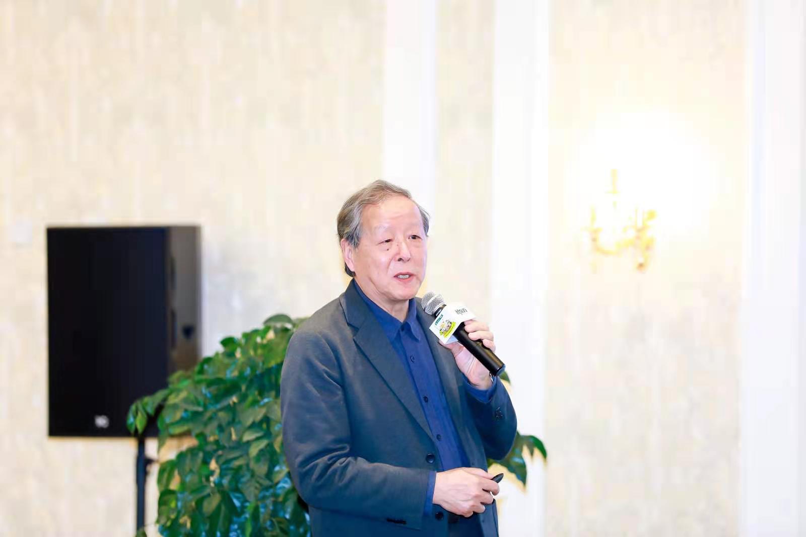 给乡村孩子公平而有质量的教育,俞敏洪邀专家献策乡村教育振兴