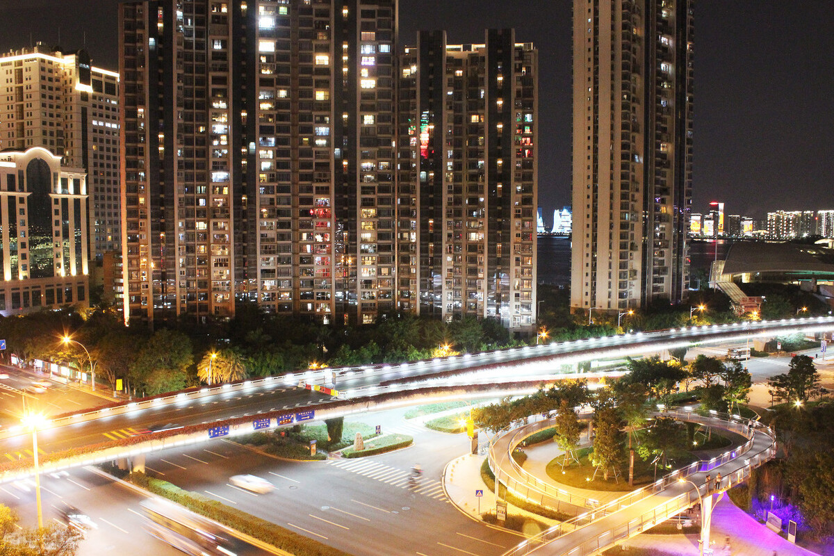 厦门房价四连跌,厦门楼市套牢三万炒房客,厦门楼市分析第十一期