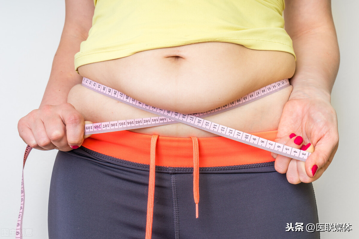 50岁左右的女性,尽早预防这3种疾病,或能免受“攻击”