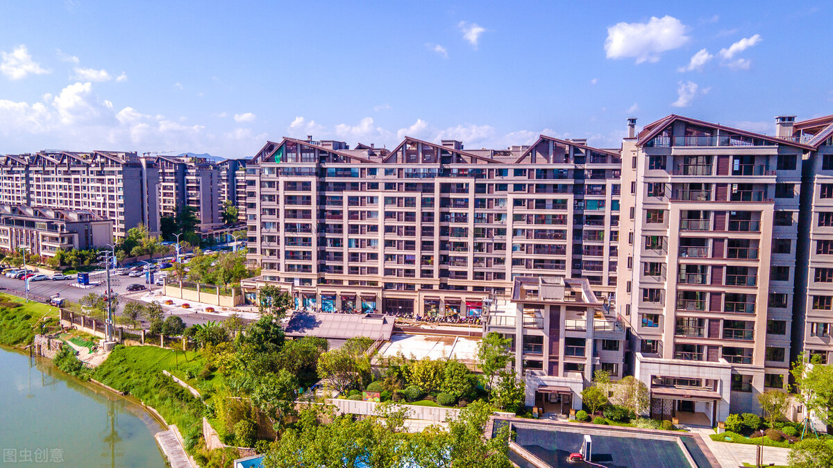断供房数量剧增,楼市“抛售潮”?专家:未来房价或超出人们想象