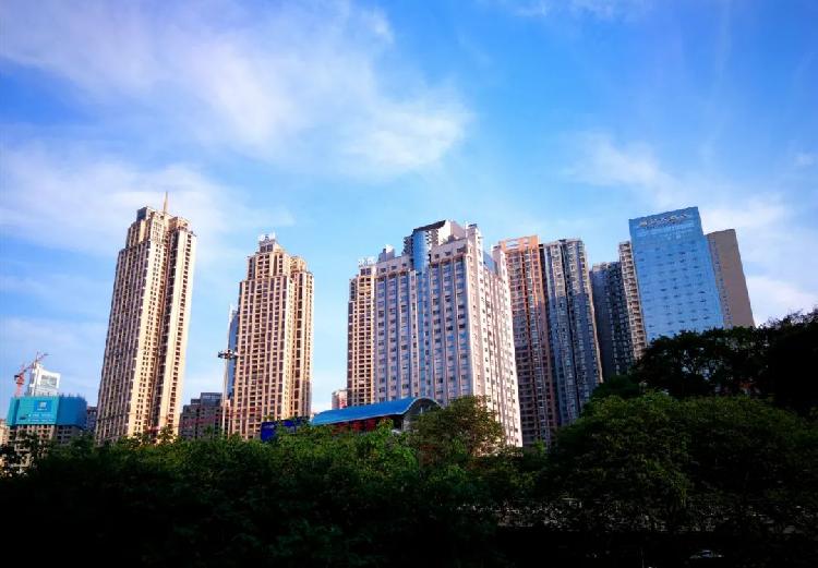 楼市“顶流”隆重揭晓,今年市场趋势知多少?——《重庆商报》24周年见证城市发展力量