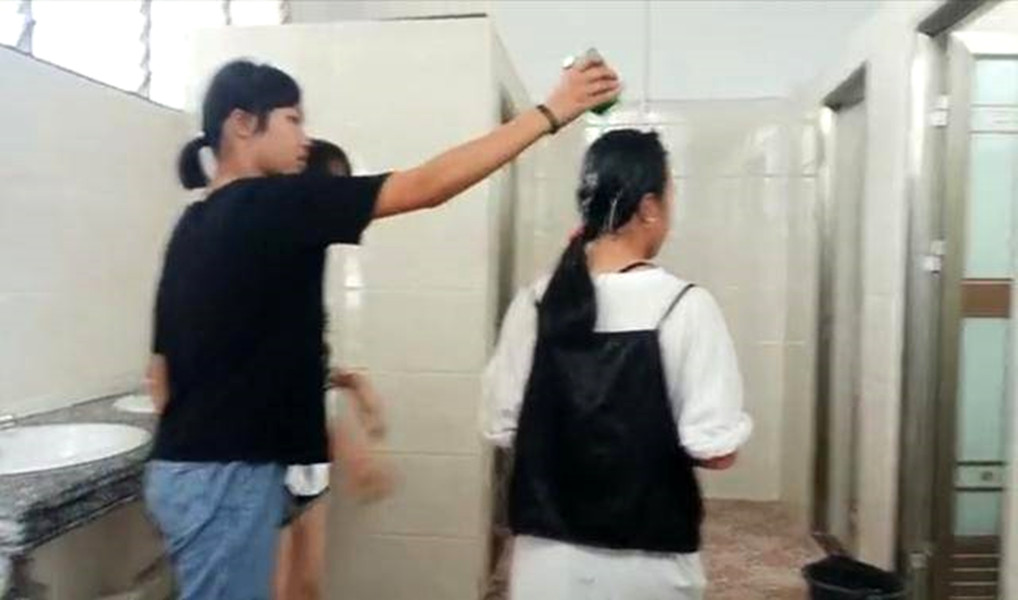 孩子被打为啥不还手?女孩被扇50个耳光引深思:不惹事也不怕事