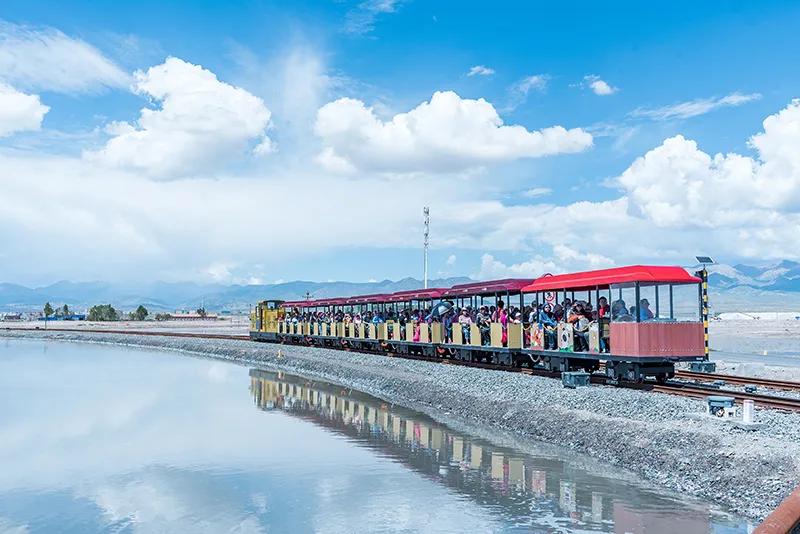这63个旅游目的地,藏着中国一年四季最美的风景