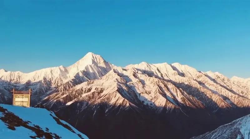 这63个旅游目的地,藏着中国一年四季最美的风景
