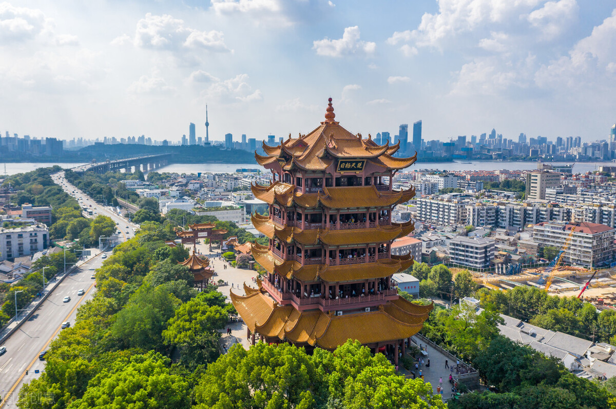 武汉房价四连涨,武汉楼市三万炒房客笑开颜,武汉楼市数据出炉