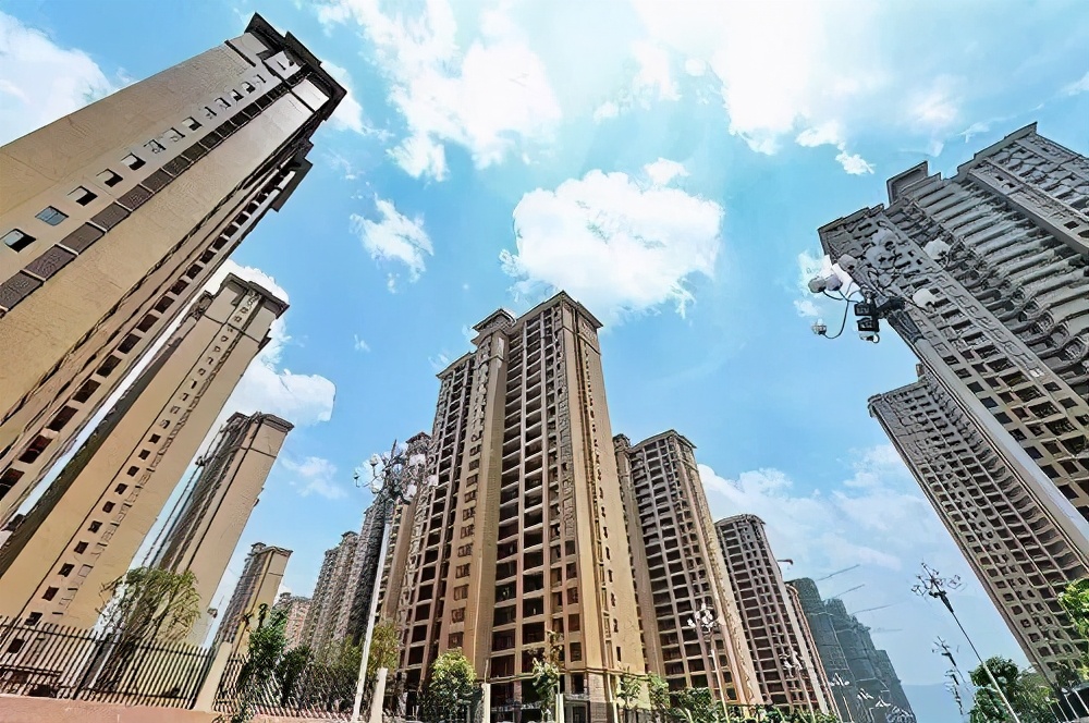 楼市出现下行信号,别再冲动买房了