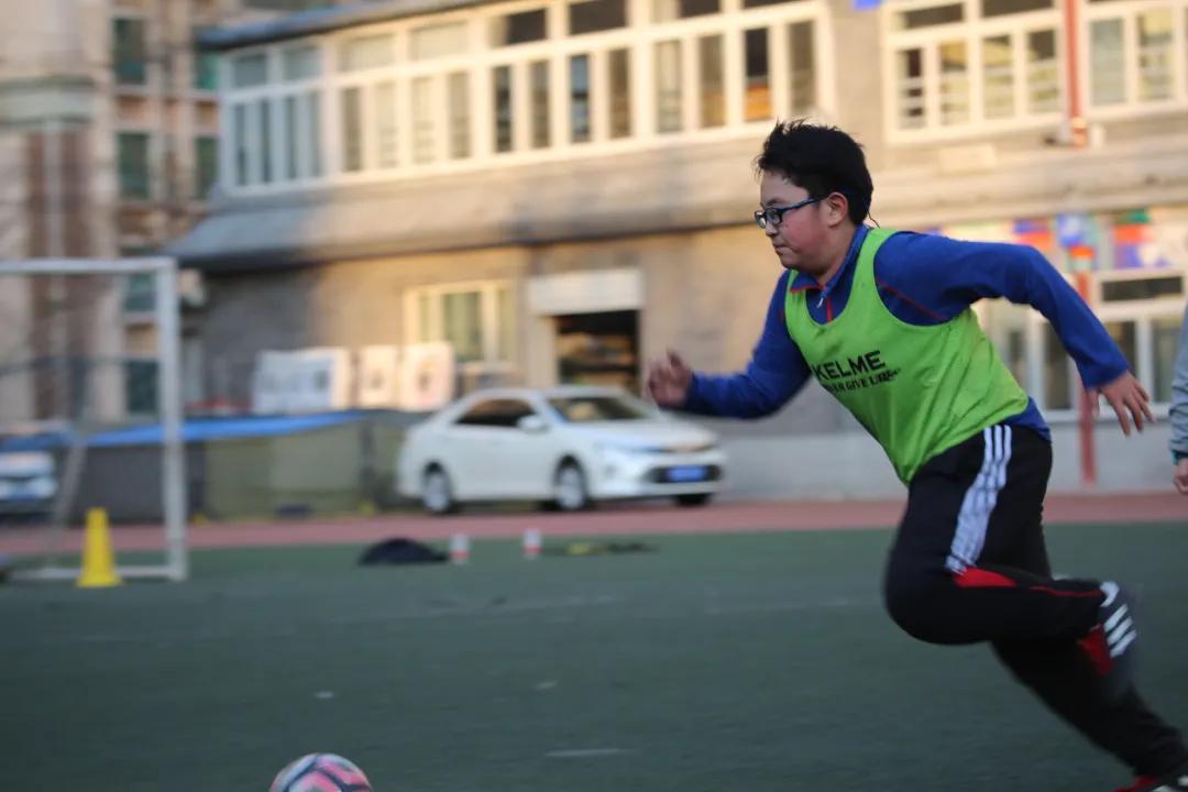 当中年父母决定妥协:孩子的健康远比分数更重要