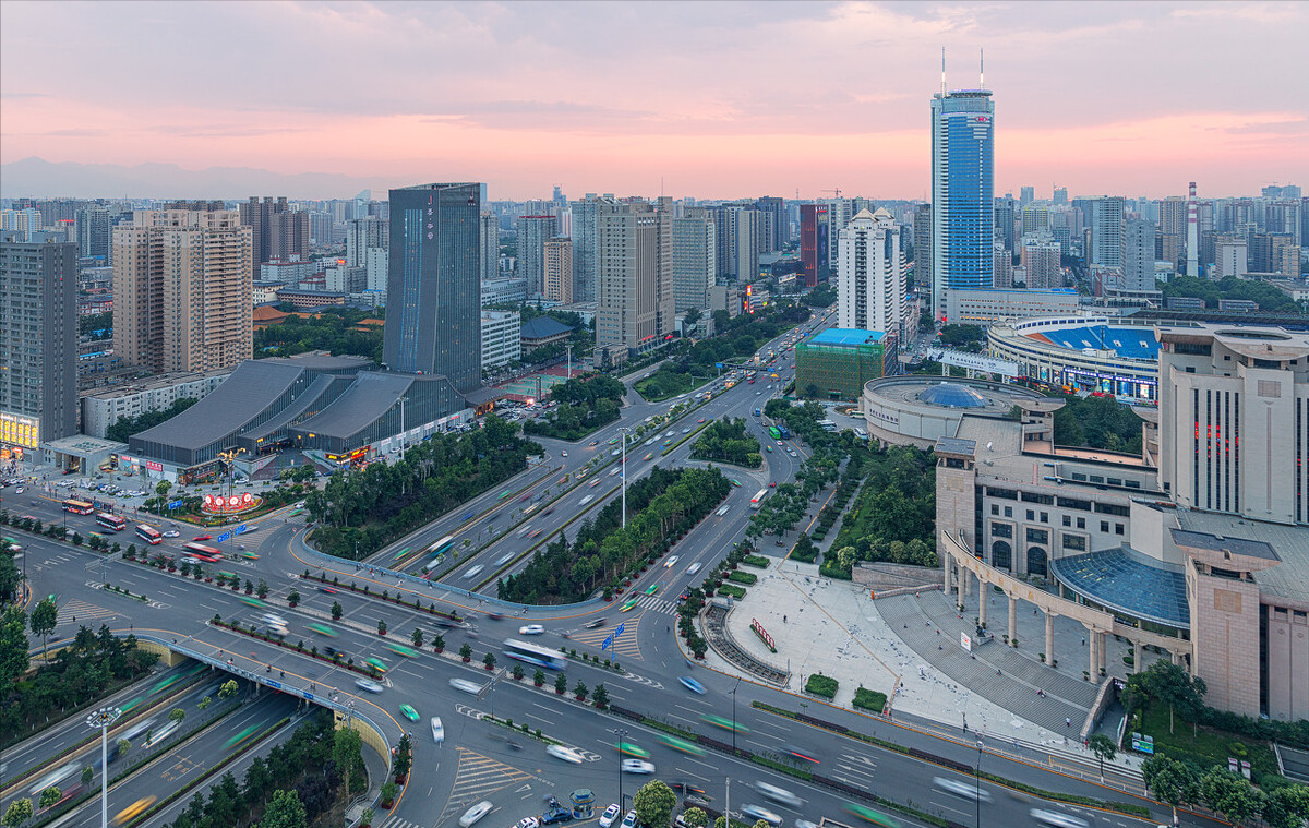 楼市“急刹车”!新一线城市调控收紧,房产新政剑指何方?