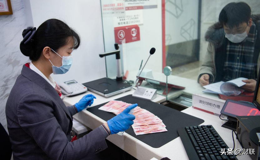 银行三年定存利率达到4.8%,但最低门槛要10万元,值得存吗