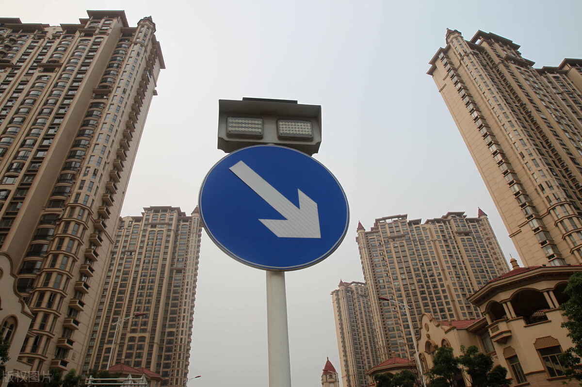 购房者买不起,卖房者卖不掉,楼市如何打破僵局?曹德旺一语中的