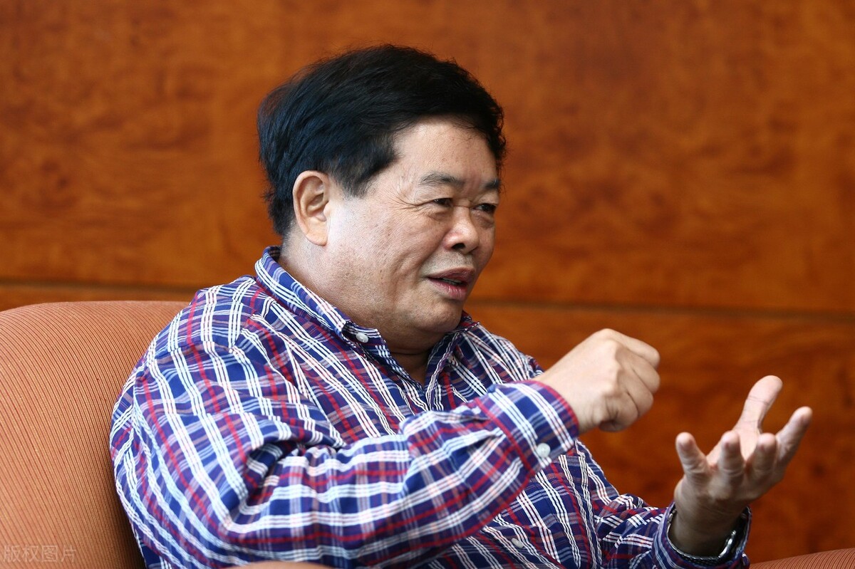 购房者买不起,卖房者卖不掉,楼市如何打破僵局?曹德旺一语中的