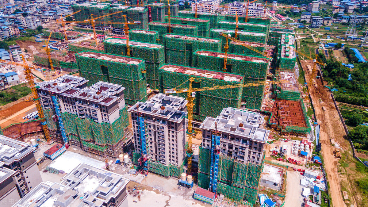 大连楼市;冰火两重天,房价五连跌。专家:9.5万套库存是关键