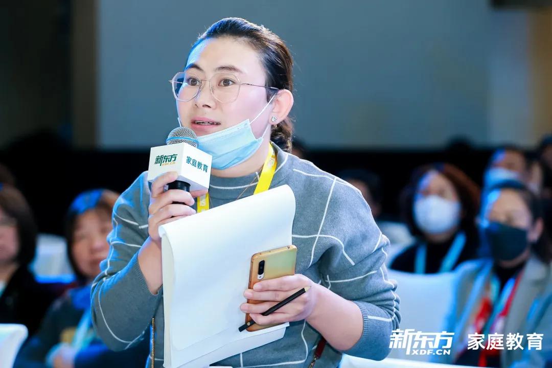 俞敏洪、朱永新、张丹丹对话:教育的本质是什么?