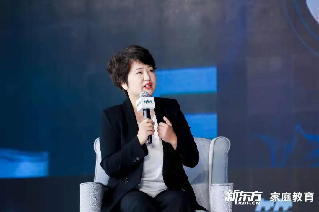 俞敏洪、朱永新、张丹丹对话:教育的本质是什么?
