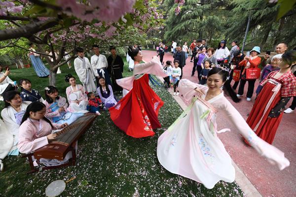 德媒刊文:中国年轻人正疏远西方文化