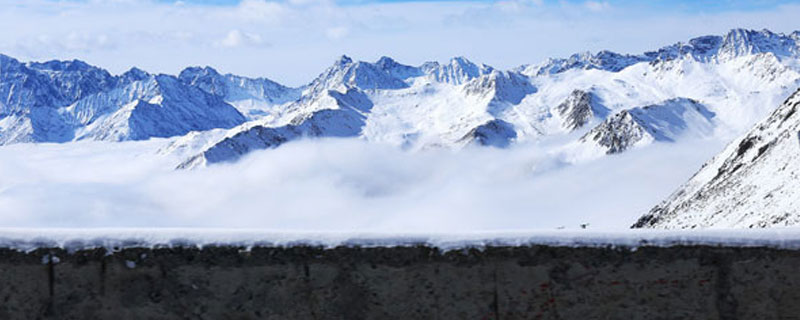 轿子雪山终年都下雪吗